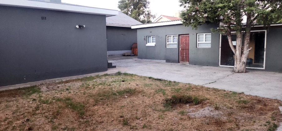 3 Bedroom Property for Sale in Avondale Western Cape